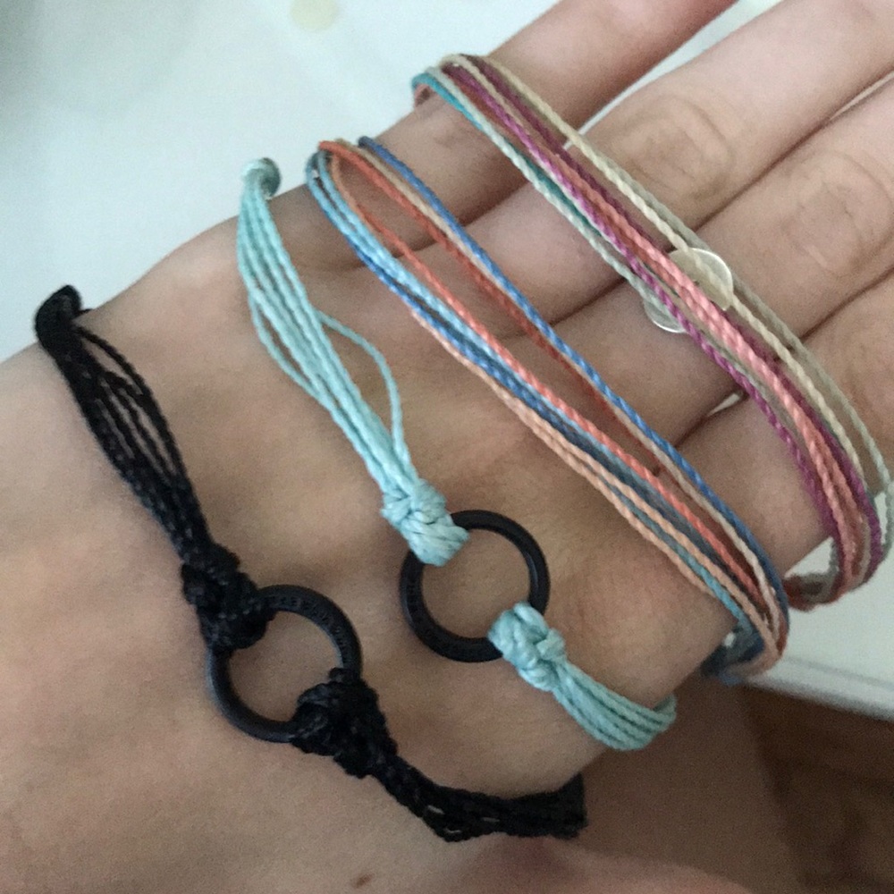 4 bracelets